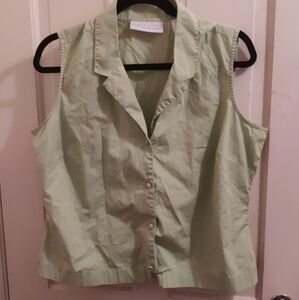 First Issue Green Sleeveless Blouse Size XL